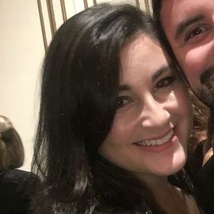 Meet your Posher, Dana